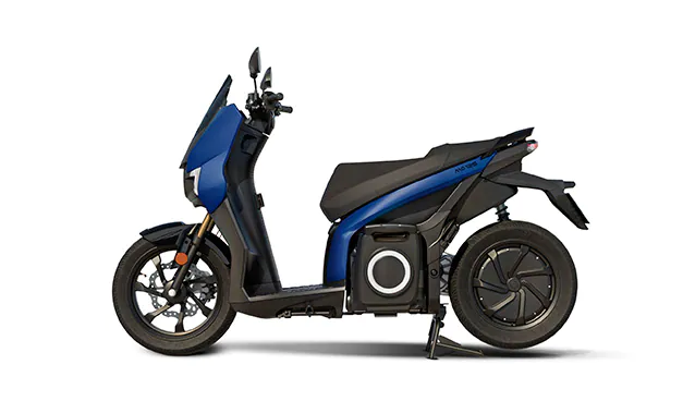 new-seat-mo-125-performance-electric-scooter